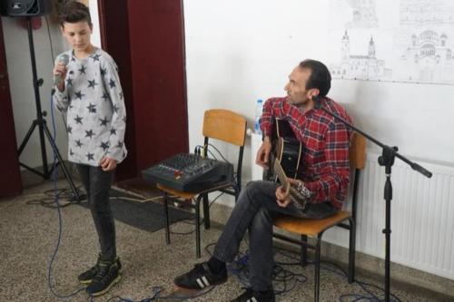 Rénovation des écoles serbes